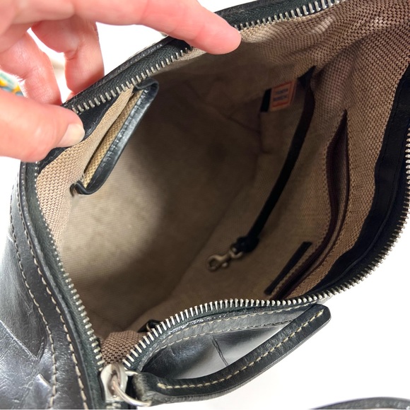 Dooney & Bourke Leather Shoulder Bag Black - Picture 11 of 13